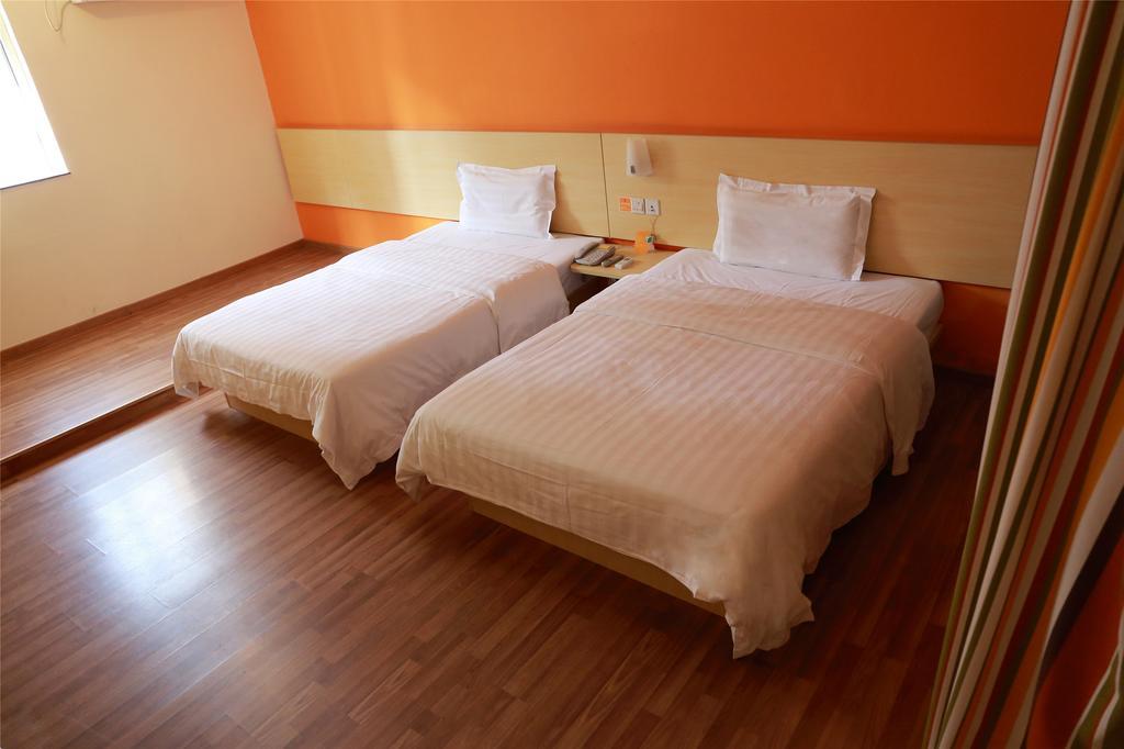 7Days Inn Guiyang Posts And Telecommunications Building Extérieur photo